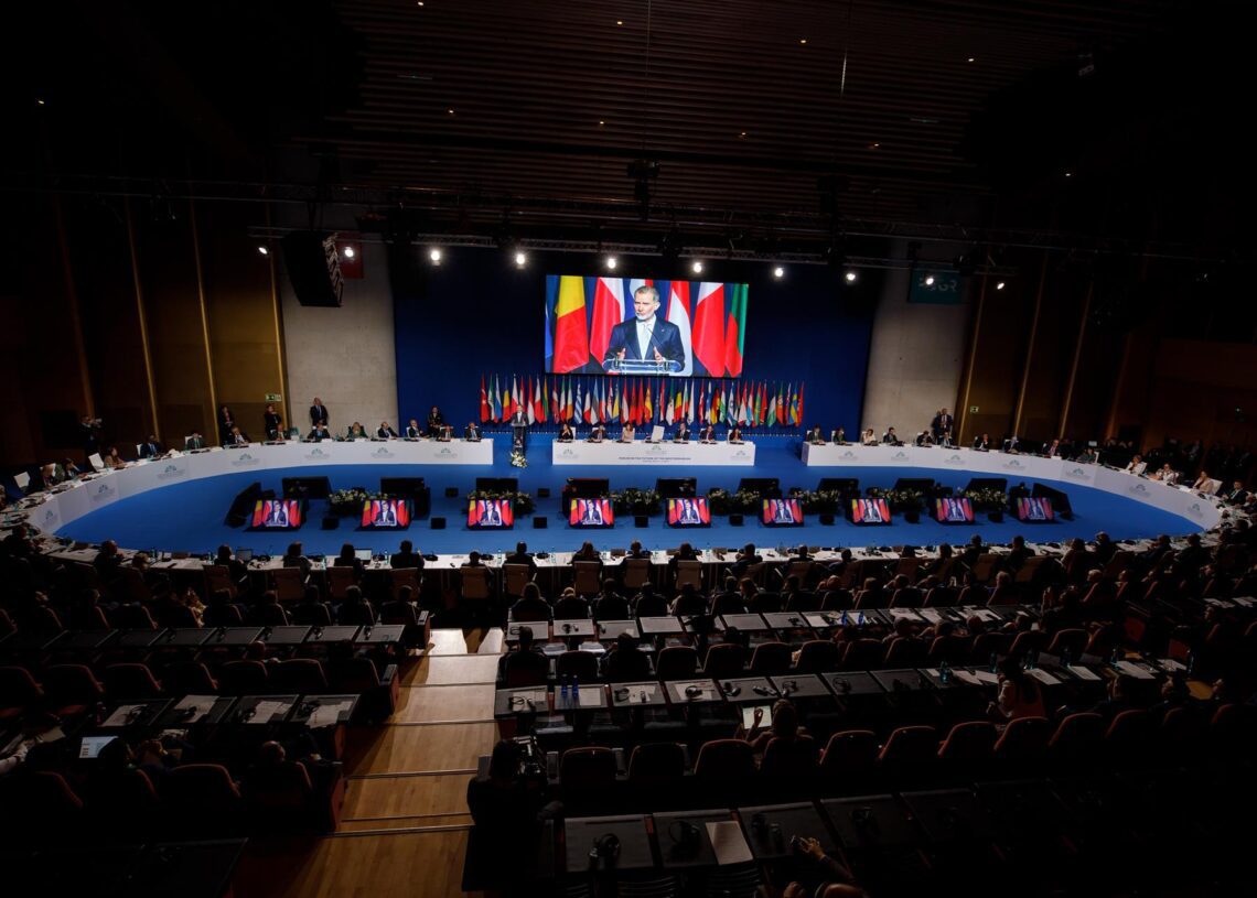 Archivo - El Rey Felipe VI durante el Foro sobre el Futuro del Mediterráneo en el Palacio de Congresos, a 3 de abril de 2025 en Granada (Andalucía, España). El Rey Felipe VI asiste a la inauguración del Foro sobre el Futuro del Mediterráneo con ocasión deÁlex Cámara - Europa Press - Archivo