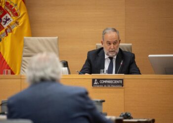 El exjefe de la División de Contraterrorismo de Girona, actualmente secretario general del Centro Nacional de Inteligencia, Luis García Terán, comparece ante la Comisión de Investigación sobre el derecho a saber la verdad y las implicaciones derivadas de Alejandro Martínez Vélez - Europa Press
