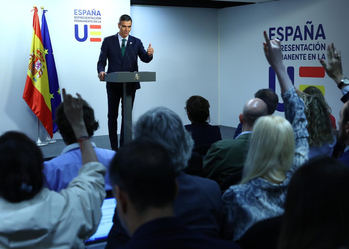 El presidente del Gobierno, Pedro Sánchez, ofrece una rueda de prensa tras una reunión del Consejo EuropeoPool Moncloa/Fernando Calvo y Pool UE