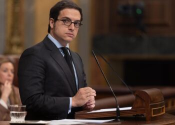 Archivo - El diputado de VOX José María Figaredo interviene durante una sesión plenaria en el Congreso de los Diputados, a 9 de abril de 2025, en Madrid (España).Eduardo Parra - Europa Press - Archivo