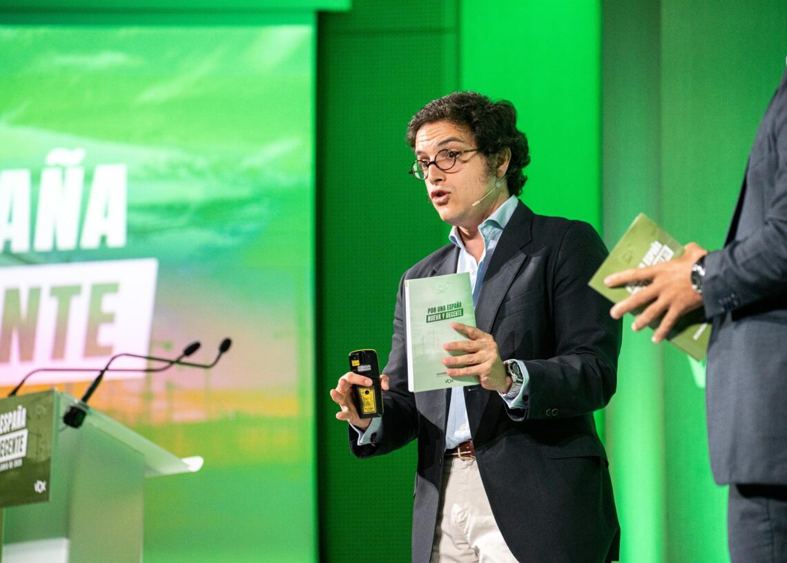 El diputado de Vox José María Figaredo interviene durante la presentación del programa económico y de vivienda de Vox, en el Auditorio Mutua Madrileña, a 29 de junio de 2025, en Madrid (España). Gabriel Luengas - Europa Press