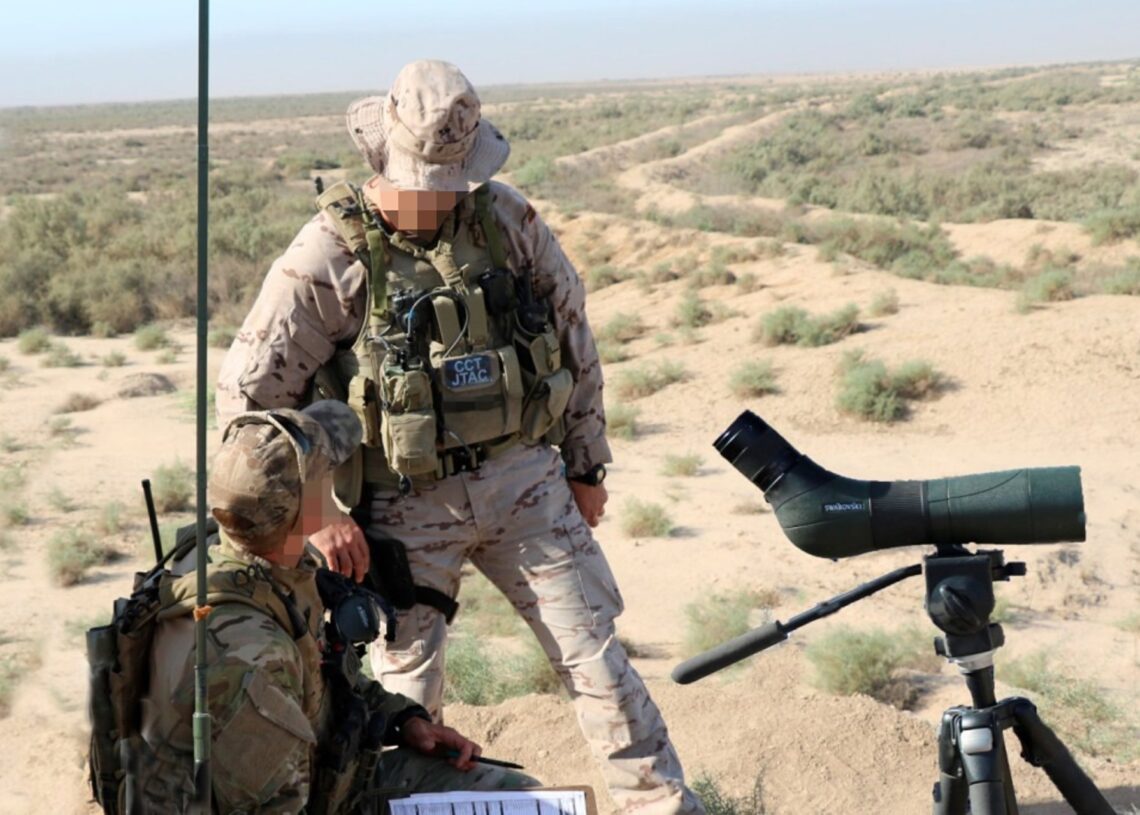 El equipo TACP también adiestra a personal iraquí en la misión de la OTAN en Irak.EMAD