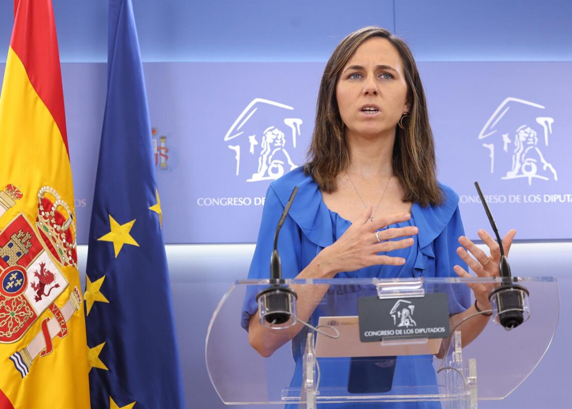 La secretaria general de Podemos, Ione Belarra, durante una rueda de prensa en el Congreso de los Diputados, a 1 de julio de 2025, en Madrid (España).Marta Fernández - Europa Press