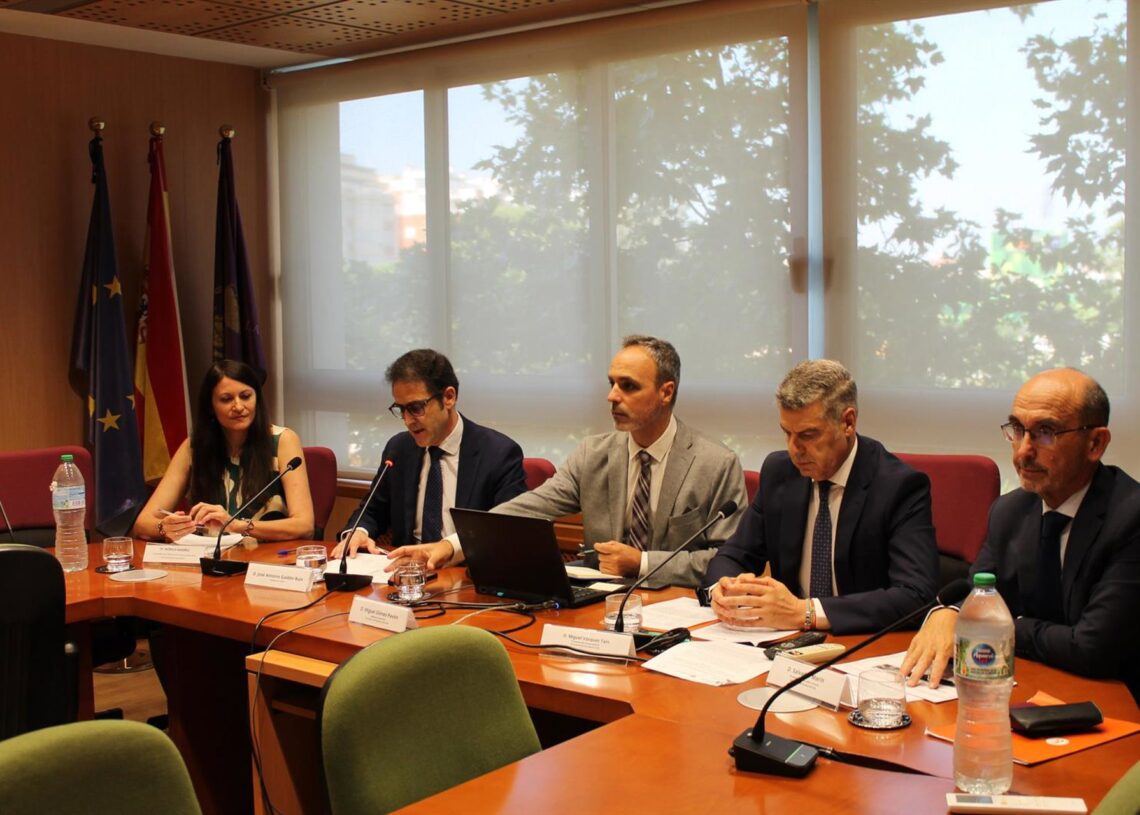 Mónica Ramírez, José Antonio Galdón, Miguel Gómez-Pavón, Miguel Vázquez Taín y Salvador Marín.CGE