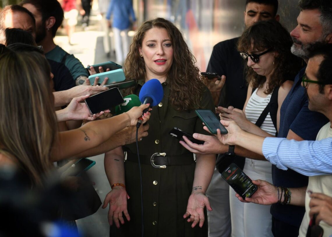 La nueva portavoz del PP en el Congreso, Ester Muñoz, ofrece declaraciones a los medios, en la sede del PP de la calle Génova, a 2 de julio de 2025, en Madrid (España). Fernando Sánchez - Europa Press
