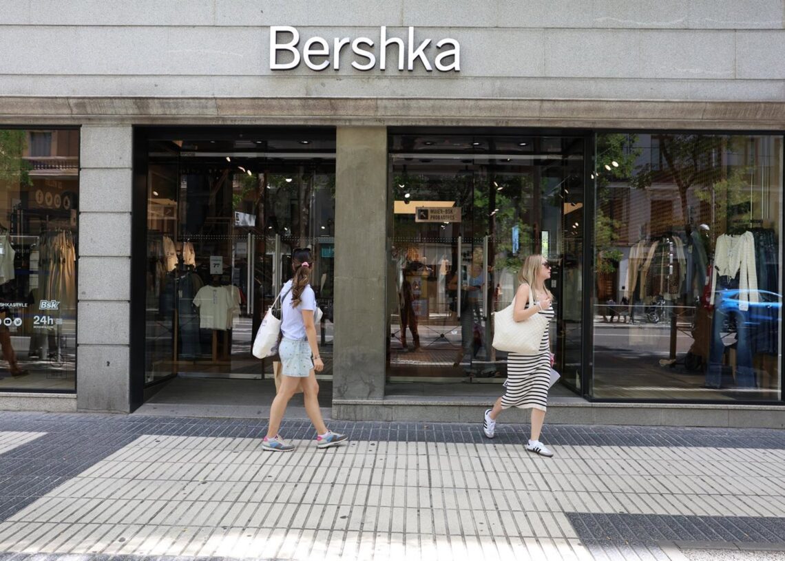 Archivo - Fachada de una tienda de Bershka, a 11 de septiembre de 2024, en Madrid (España). Inditex registró un beneficio neto de 2.768 millones de euros durante el primer semestre de su ejercicio fiscal 2024-2025 (entre el 1 de febrero y el 31 de julio),Marta Fernández Jara - Europa Press - Archivo