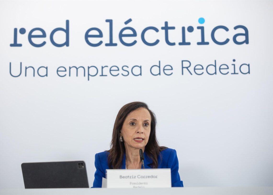 La presidenta no ejecutiva de Redeia, Beatriz Corredor, ofrece una rueda de prensa en la sede de Red Eléctrica en Tres Cantos, a 18 de junio de 2025, en Tres Cantos, Madrid (España). Alejandro Martínez Vélez - Europa Press