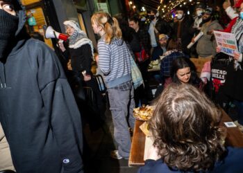 Protesta propalestina ante un restaurante en MelbourneEuropa Press/Contacto/Alex Zucco