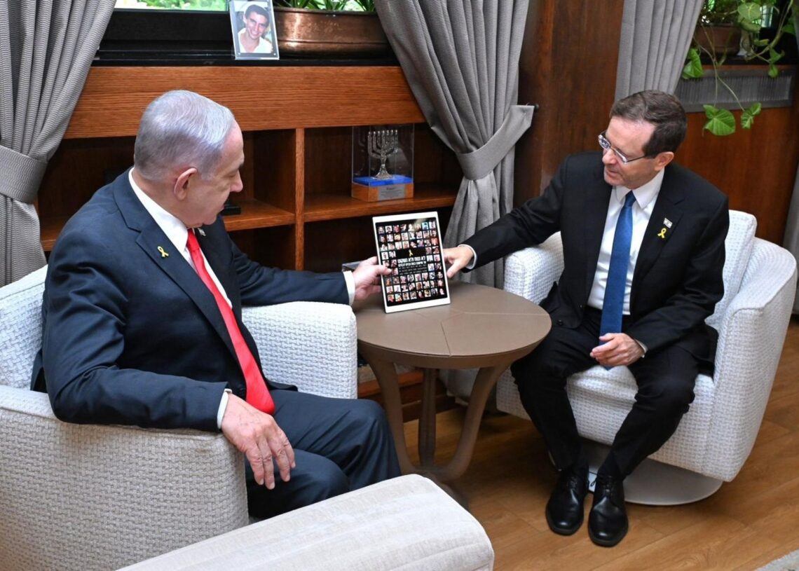 El primer ministro de Israel, Benjamin Netanyahu, y el presidente del país, Isaac HerzogPRESIDENCIA DE ISRAEL