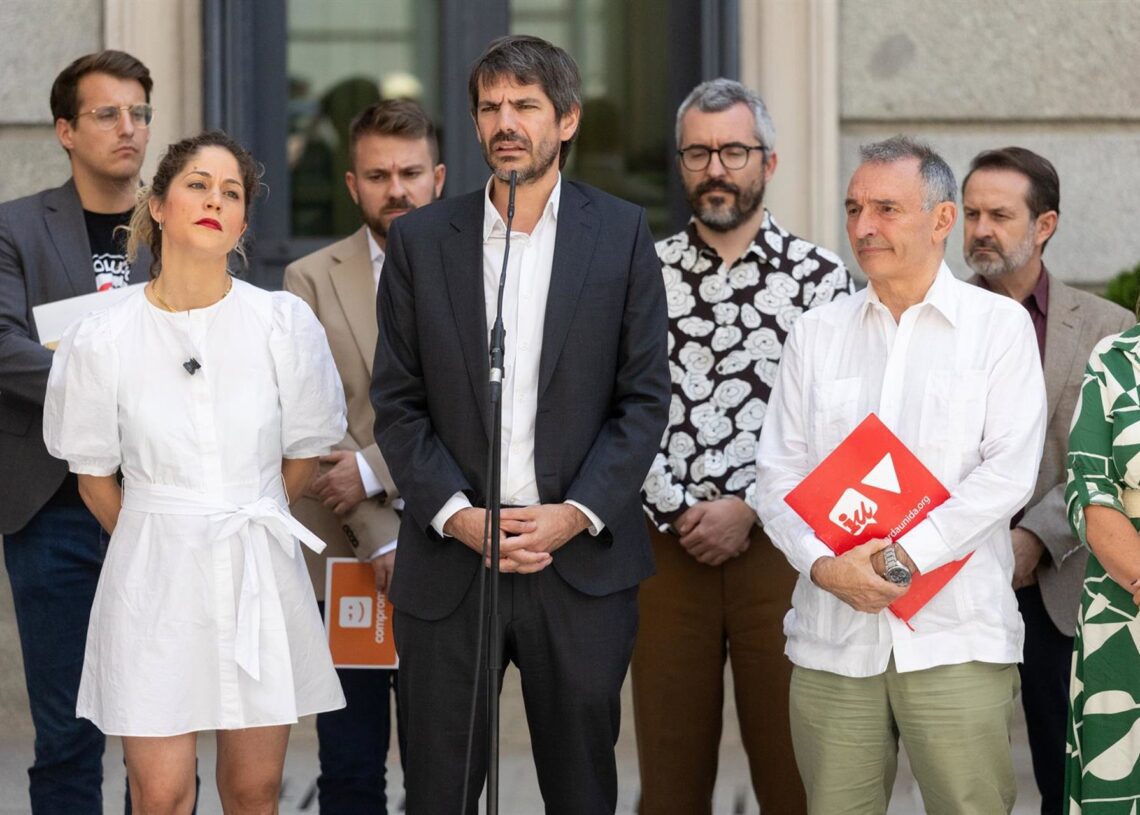 El ministro de Cultura, Ernest Urtasun, ofrece declaraciones a los medios tras la reunión de seguimiento del pacto del Gobierno de coalición entre PSOE y Sumar, en el Congreso de los Diputados, a 2 de julio de 2025, en Madrid (España).Eduardo Parra - Europa Press