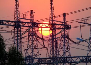 El Gobierno destina 750 millones a 65 actuaciones para aumentar la resiliencia de la red eléctricaMITECO