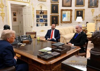El presidente y el vicepresidente de Estados Unidos, Donald Trump y JD Vance, junto al primer ministro israelí, Benjamin NetanyahuOFICINA PRIMER MINISTRO DE ISRAEL EN X