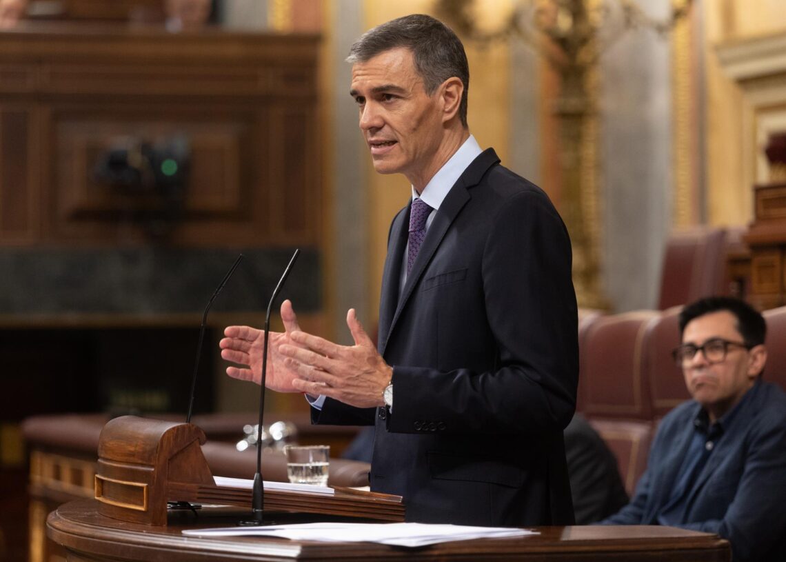 El presidente del Gobierno, Pedro Sánchez, interviene durante un pleno extraordinario, en el Congreso de los Diputados, a 9 de julio de 2025, en Madrid (España).Eduardo Parra - Europa Press