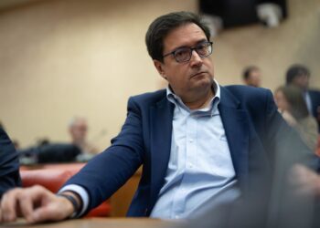 Archivo - El ministro de Transformación Digital y Función Pública, Óscar López, en una imagen de archivo en el Congreso de los Diputados.Alejandro Martínez Vélez - Europa Press - Archivo