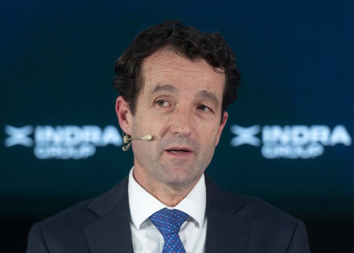 Archivo - El presidente de Indra Group, Ángel Escribano, durante una rueda de prensa, en la sede de Indra, a 26 de febrero de 2025, en Madrid (España)Alberto Ortega - Europa Press - Archivo
