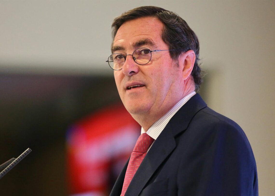 Archivo - El presidente de CEOE, Antonio Garamendi. Cézaro De Luca - Europa Press - Archivo
