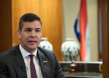 Archivo - El presidente de Paraguay, Santiago Peña, durante una entrevista para Europa Press, en el Hotel Intercontinental, a 28 de febrero de 2024, en Madrid (España). Jesús Hellín - Europa Press - Archivo