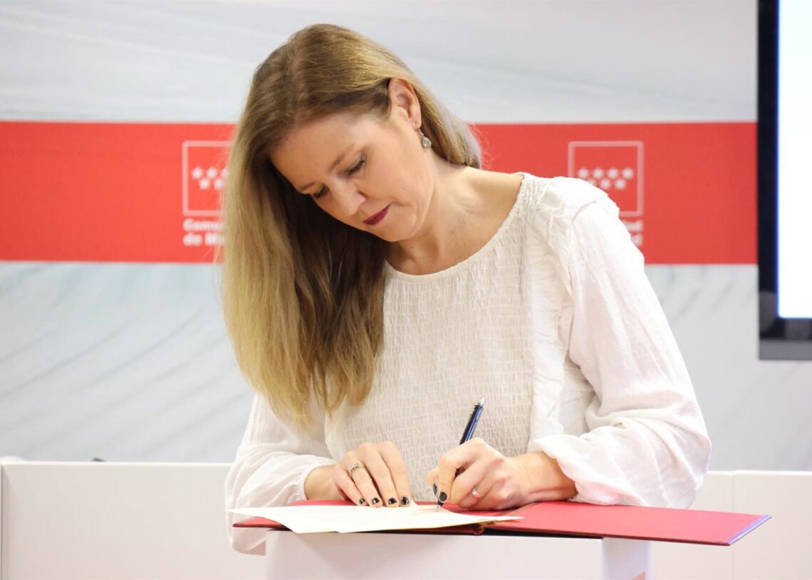 Archivo - La consejera de Familia, Juventud y Asuntos Sociales, Ana DávilaCOMUNIDAD DE MADRID - Archivo