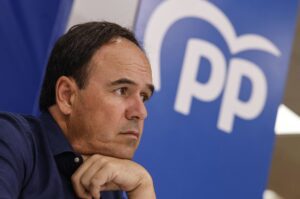 El PSPV-PSOE tilda a Pérez Llorca de «cómplice de Mazón» y reclama elecciones