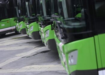 Archivo - Autobuses interurbanos en MajadahondaAYUNTAMIENTO DE MAJADAHONDA - Archivo