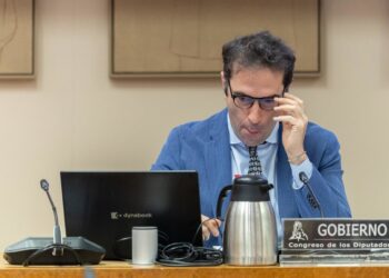 El ministro de Economía, Comercio y Empresa, Carlos Cuerpo, comparece ante la Comisión de Economía, Comercio y Transformación Digital, en el Congreso de los Diputados, a 21 de julio de 2025, en Madrid (España). Cuerpo ha informado sobre el Plan de RespuesEduardo Parra - Europa Press