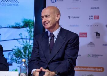 Archivo - El consejero delegado de Metrovacesa, Jorge Pérez de Leza, durante la IV Gran Jornada Inmobiliaria, en el hotel Rosewood Villa Magna, en Madrid (España)Jesús Hellín - Europa Press - Archivo
