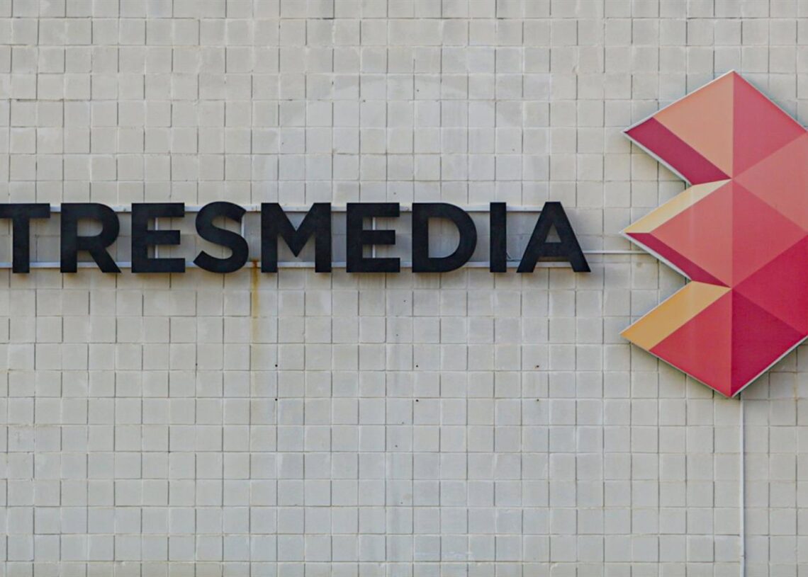 Archivo - Letras y logo de Atresmedia en la fachada de la sede del grupo de comunicación Atresmedia en San Sebastián de los Reyes, en Madrid.Ricardo Rubio - Europa Press - Archivo