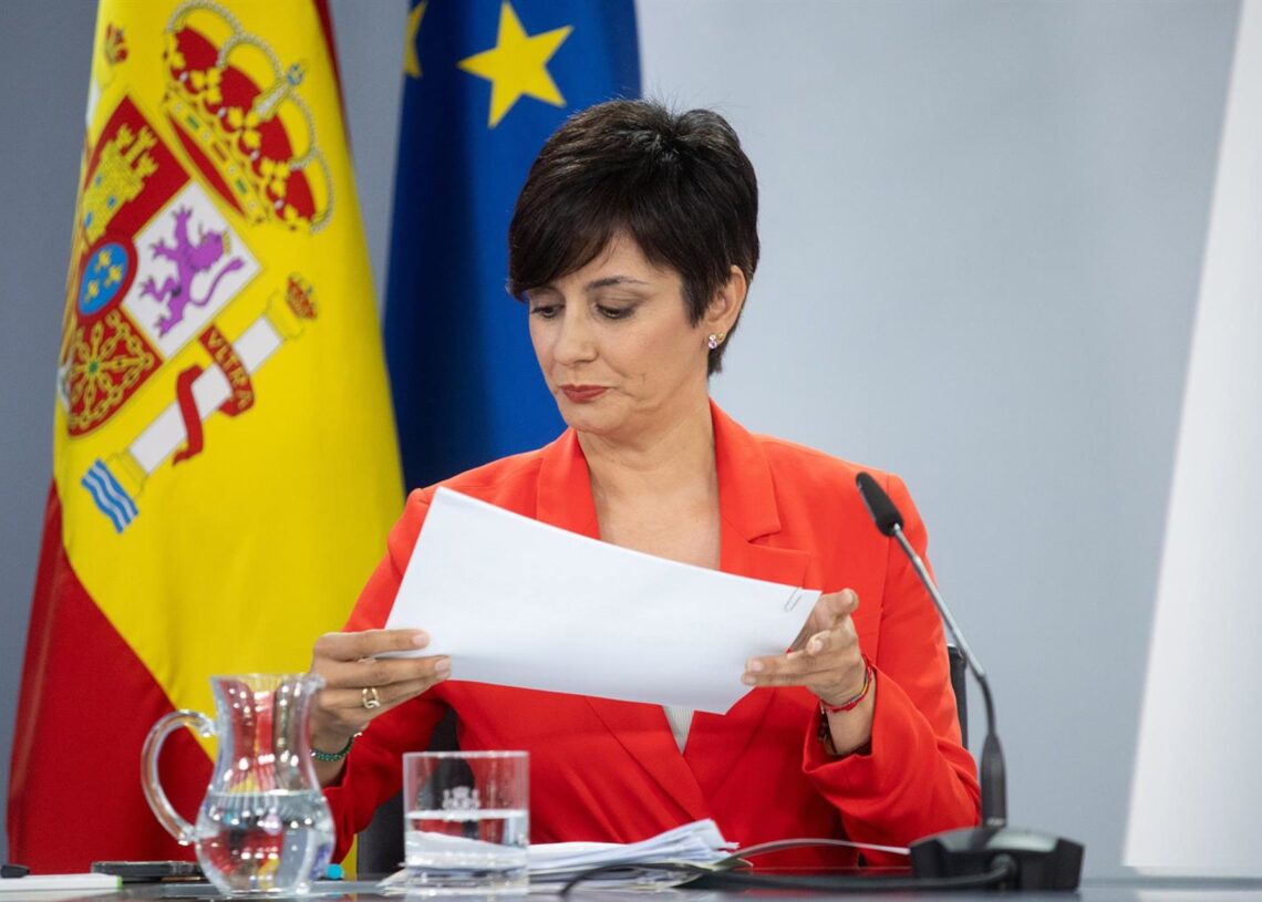 La Ministra de Vivienda y Agenda Urbana de España, Isabel Rodríguez García, ofrece declaraciones a la prensa tras el Consejo de Ministros, a 1 de julio de 2025, en Madrid (España). Alejandro Martínez Vélez - Europa Press