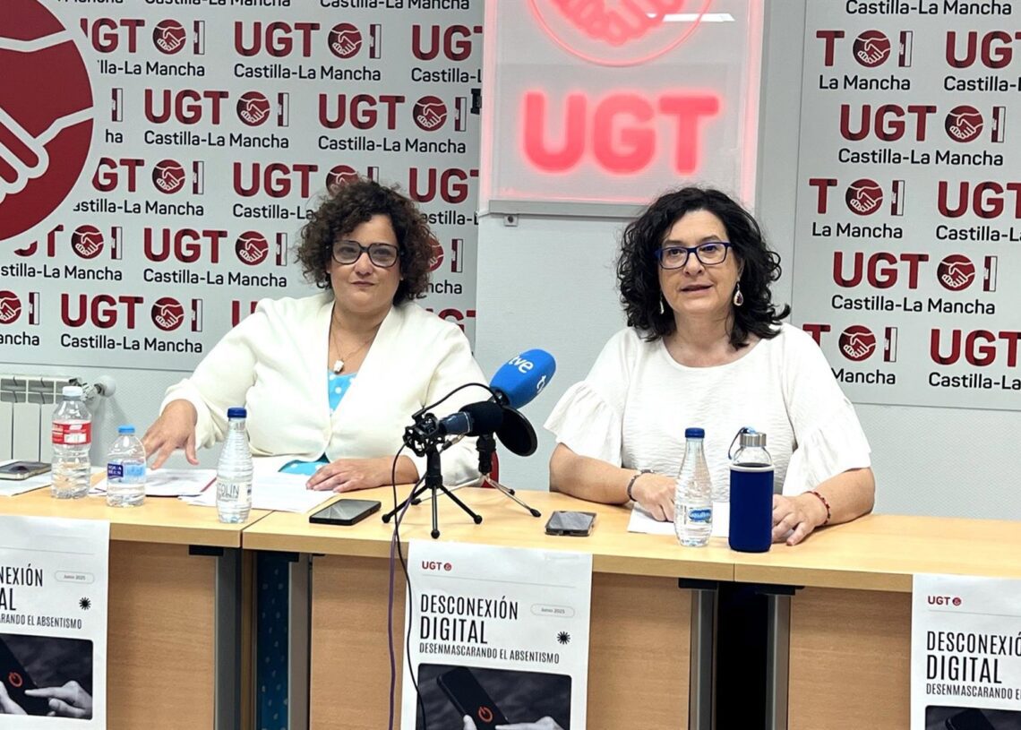 La secretaria de Salud Laboral de UGT Confederal, Patricia Ruiz, y la secretaria general de UGT Castilla-La Mancha, Lola Alcónez.UGT
