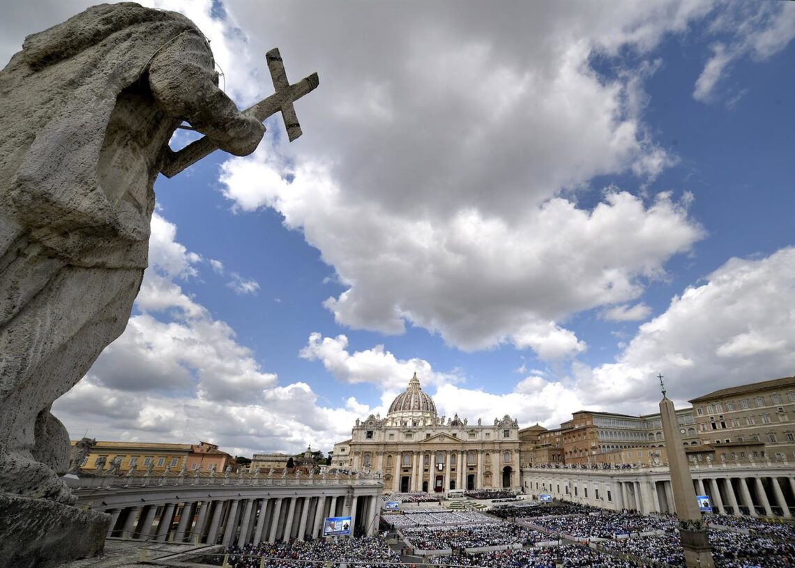 Archivo - Plaza de San Pedro, en Ciudad del Vaticano. Stefano Spaziani - Europa Press - Archivo