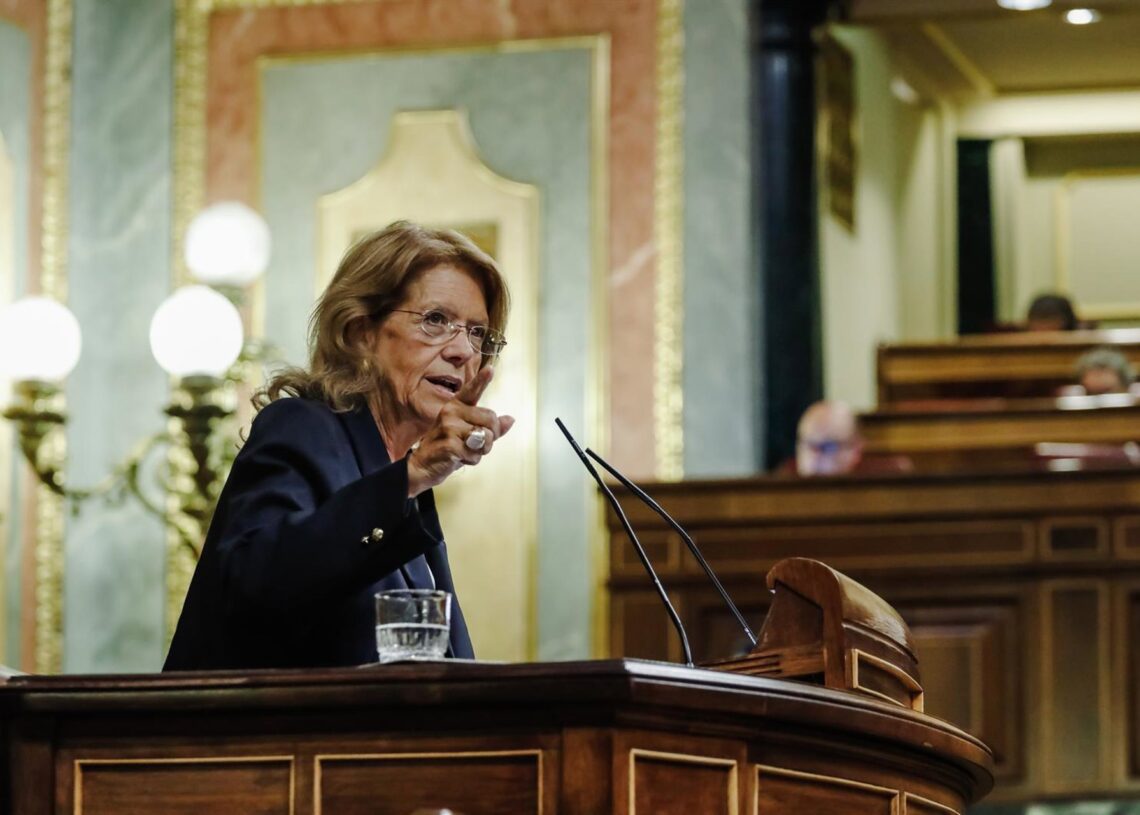Archivo - Elvira Rodríguez, interviene durante una sesión plenaria en el Congreso en septiembre de 2022.Carlos Luján - Europa Press - Archivo
