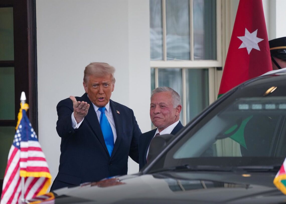 Archivo - Donald Trump y Abdalá II de Jordania  Andrew Leyden/ZUMA Press Wire/dp / DPA - Archivo