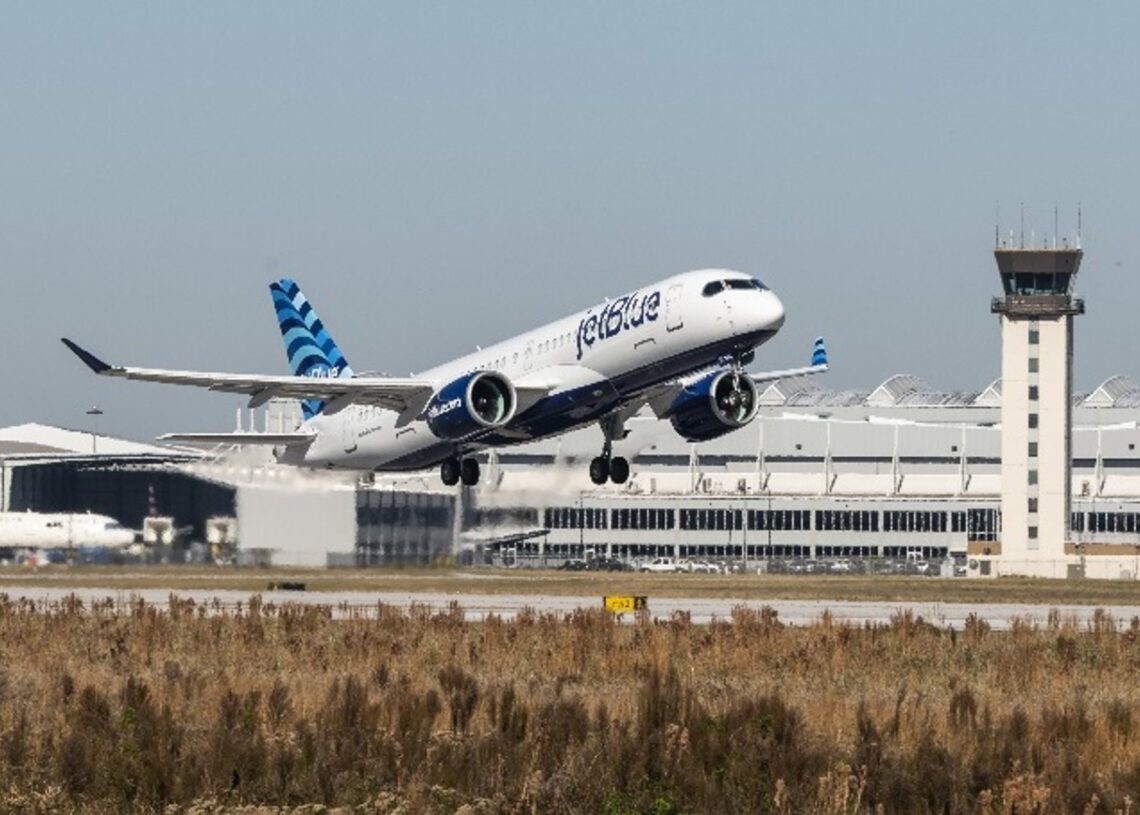 Archivo - Avión de JetBlue.JETBLUE - Archivo