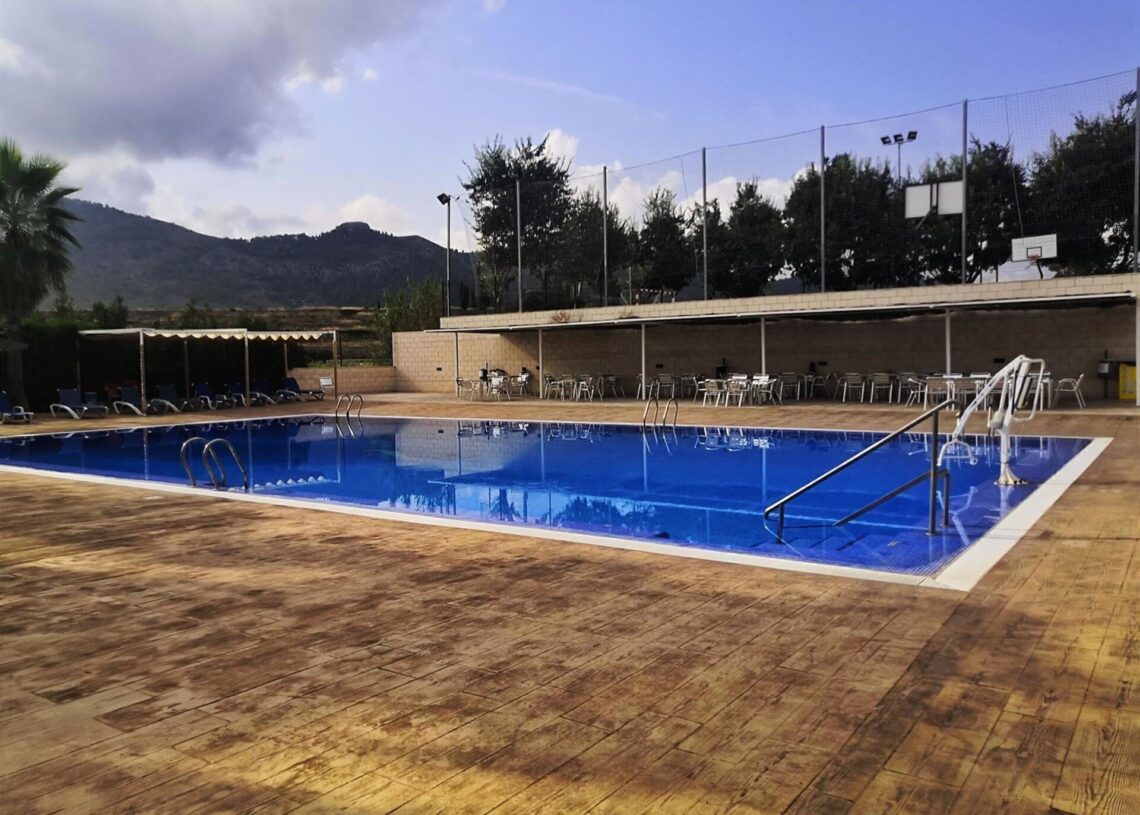 Piscina de Vallés (Valencia)AYUNTAMIENTO VALLÉS