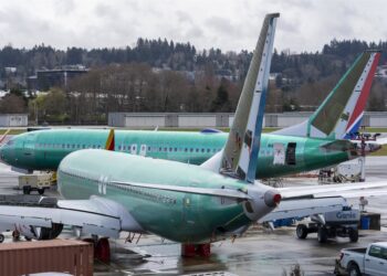 Archivo - 12 March 2024, US, Renton: Boeing airplanes in various stages of production stand in the Boeing Renton Factory in Renton, Washington, USA. Scott Brauer/ZUMA Press Wire/dpa - Archivo