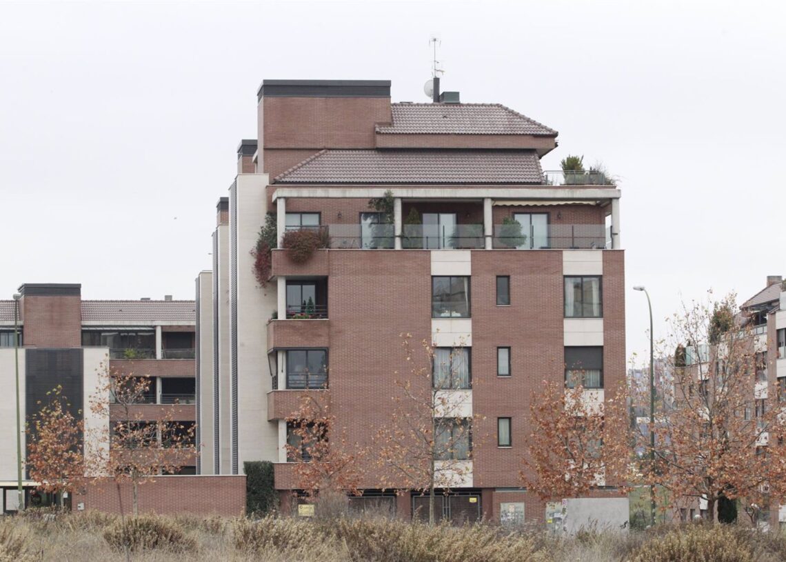 Archivo - Pisos, piso, casa, casas, edificio, vivienda, viviendas, construcción, se compra, se vende, venta, alquiler, hipoteca, hipotecasEUROPA PRESS - Archivo