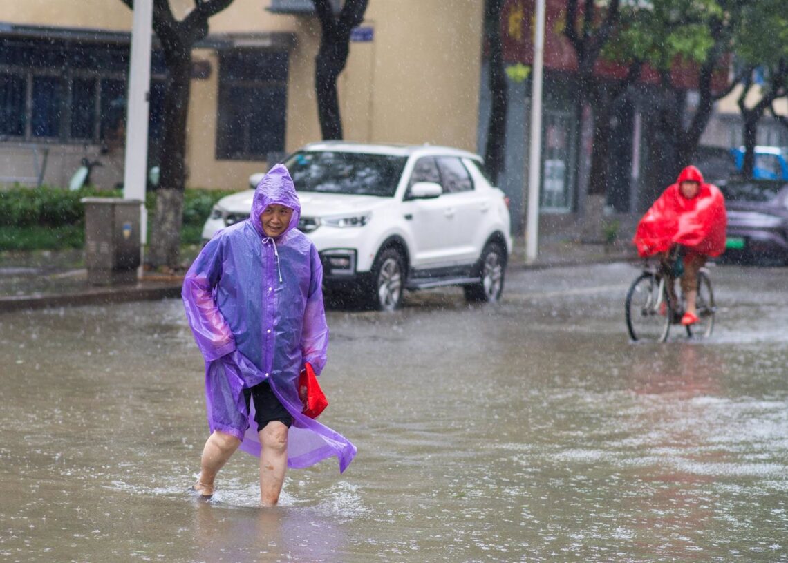 Imagen de archivo de una calle de China inundada por las fuertes lluvias.Europa Press/Contacto/Jiang Han