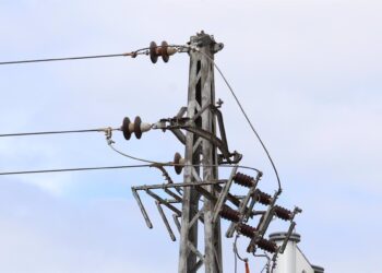 Archivo - Un poste eléctrico, a 14 de marzo de 2025, en Madrid (España). Marta Fernández - Europa Press - Archivo