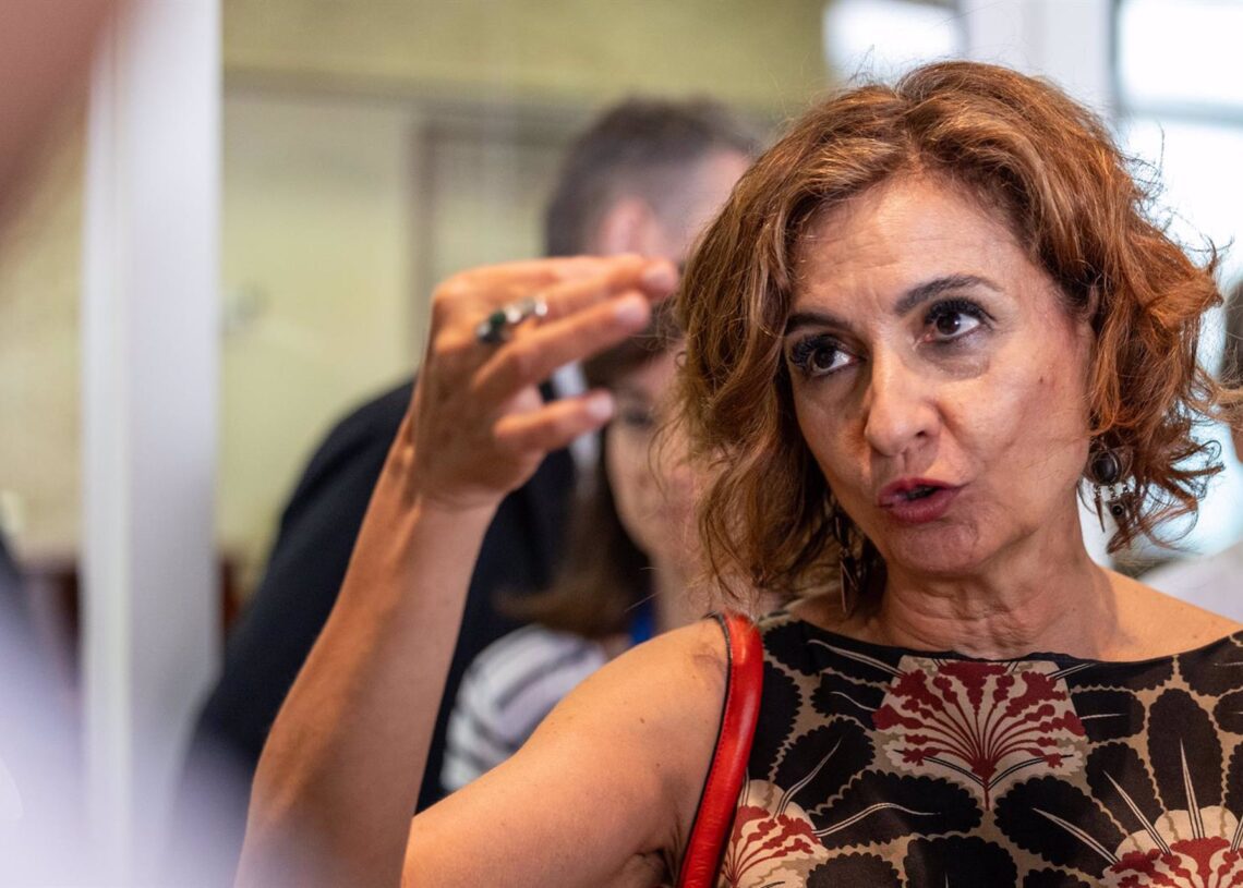 La vicepresidenta primera y ministra de Hacienda, María Jesús Montero, en una imagen de archivo.Ananda Manjón - Europa Press