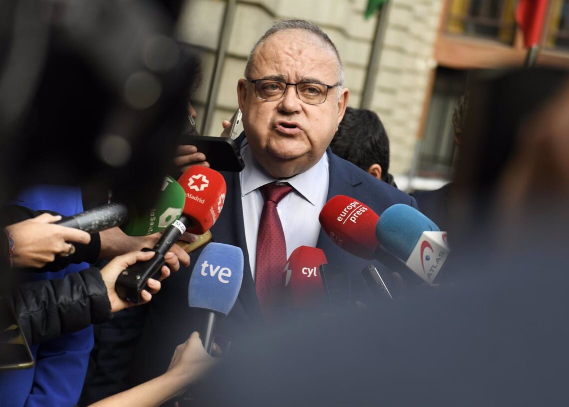 Archivo - El consejero de Sanidad de Castilla y León, Alejandro Vázquez.Fernando Sánchez - Europa Press - Archivo