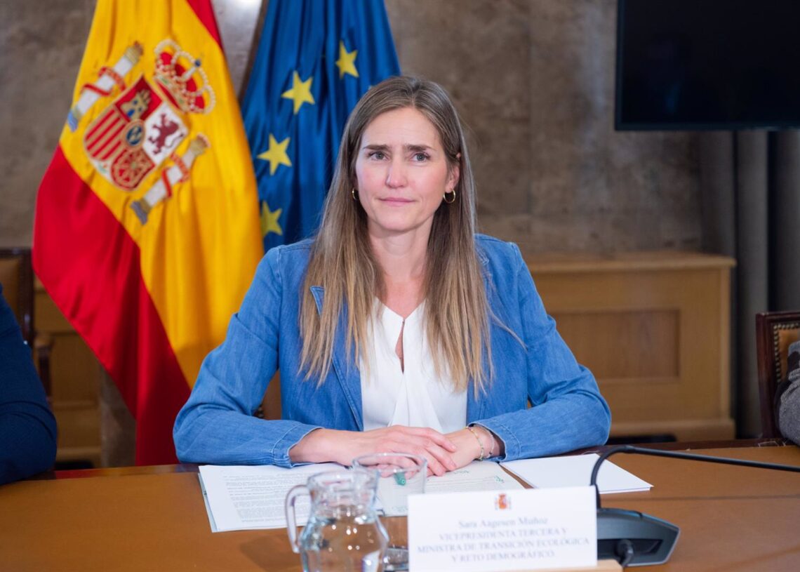 Archivo - La vicepresidenta y ministra para la Transición Ecológica y el Reto Demográfico, Sara AagesenGustavo Valiente - Europa Press - Archivo