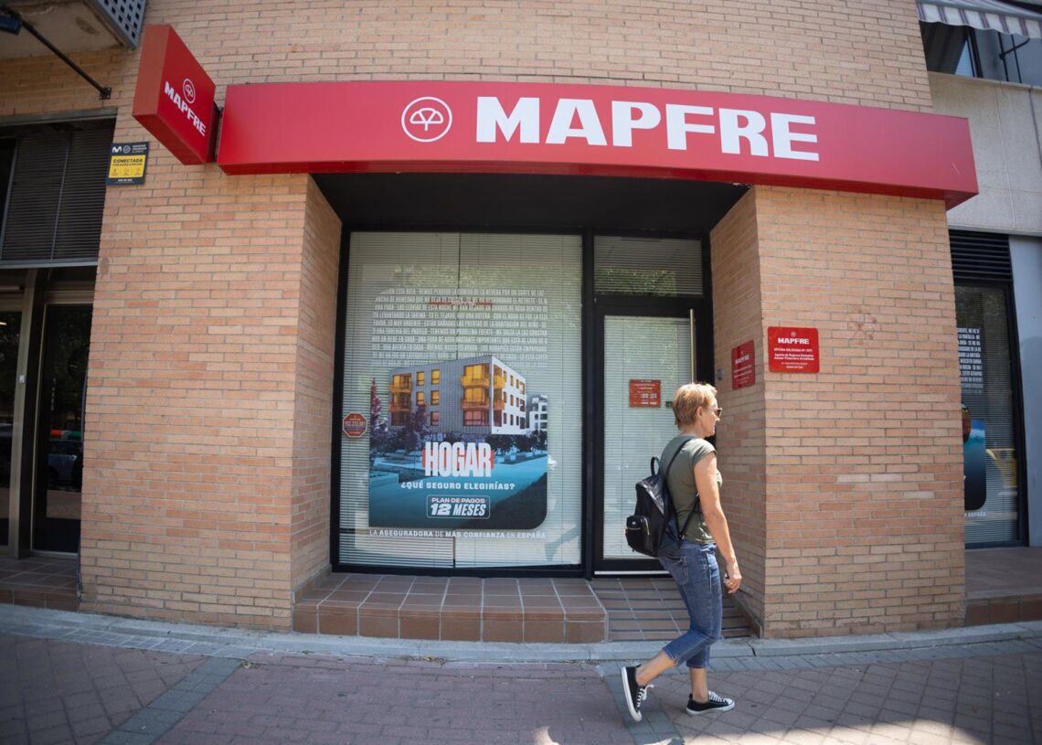 Archivo - Una oficina de Mapfre, a 26 de julio de 2024, en Madrid (España).   Eduardo Parra - Europa Press - Archivo
