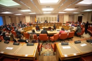 El PP pide la convocatoria de la Diputación Permanente para que comparezcan Puente y Bolaños