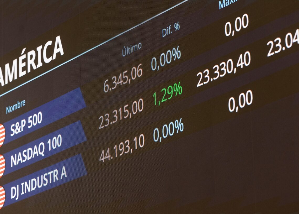 (Foto de ARCHIVO)
Estado de la Bolsa de Madrid, a 7 de agosto de 2025, en Madrid (España) | EP