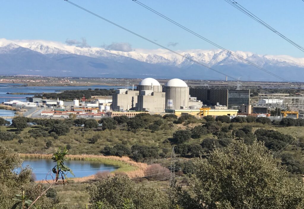 Iberdrola ha pedido retrasar el cierre de la Central Almaraz. Consejo de Seguridad Nuclear.