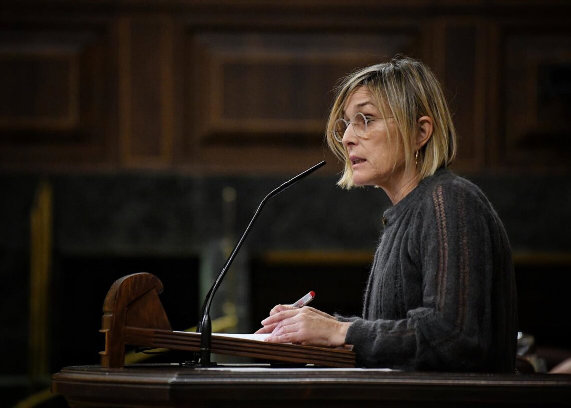 Archivo - La diputada del PNV Idoia Sagastizabal, durante una sesión plenaria en el Congreso de los Diputados, a 17 de diciembre de 2024, en Madrid (España). Fernando Sánchez - Europa Press - Archivo