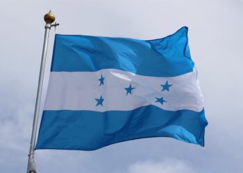 Archivo - Bandera de HondurasEuropa Press/Contacto/Maksim Konstantinov
