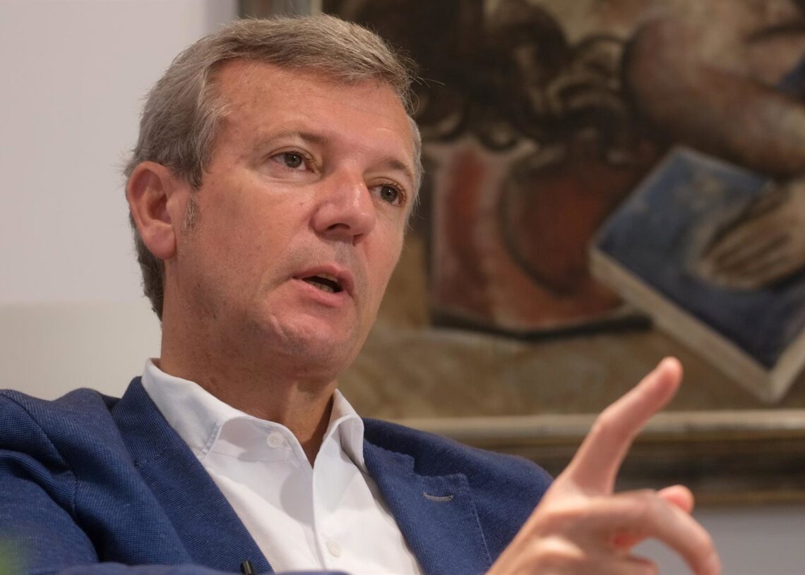 El presidente de la Xunta, Alfonso Rueda, durante la entrevista con Europa Press.César Arxina - Europa Press