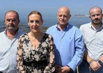La diputada nacional de Vox por Málaga, Patricia Rueda, presenta una iniciativa sobre playas en Mijas.VOX MÁLAGA