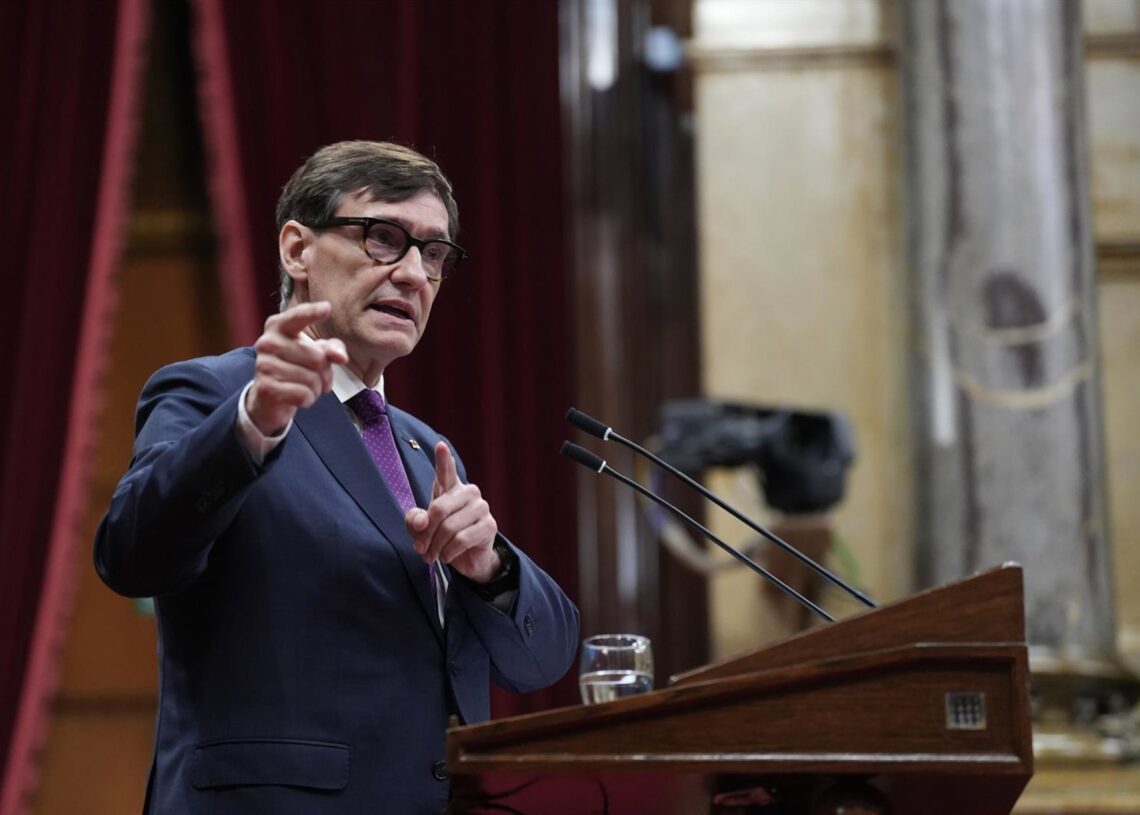 El president de la Generalitat durante una sesión plenaria del Parlament en julioDavid Zorrakino - Europa Press